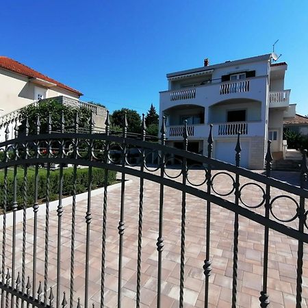 Apartments Petin Zadar Ngoại thất bức ảnh